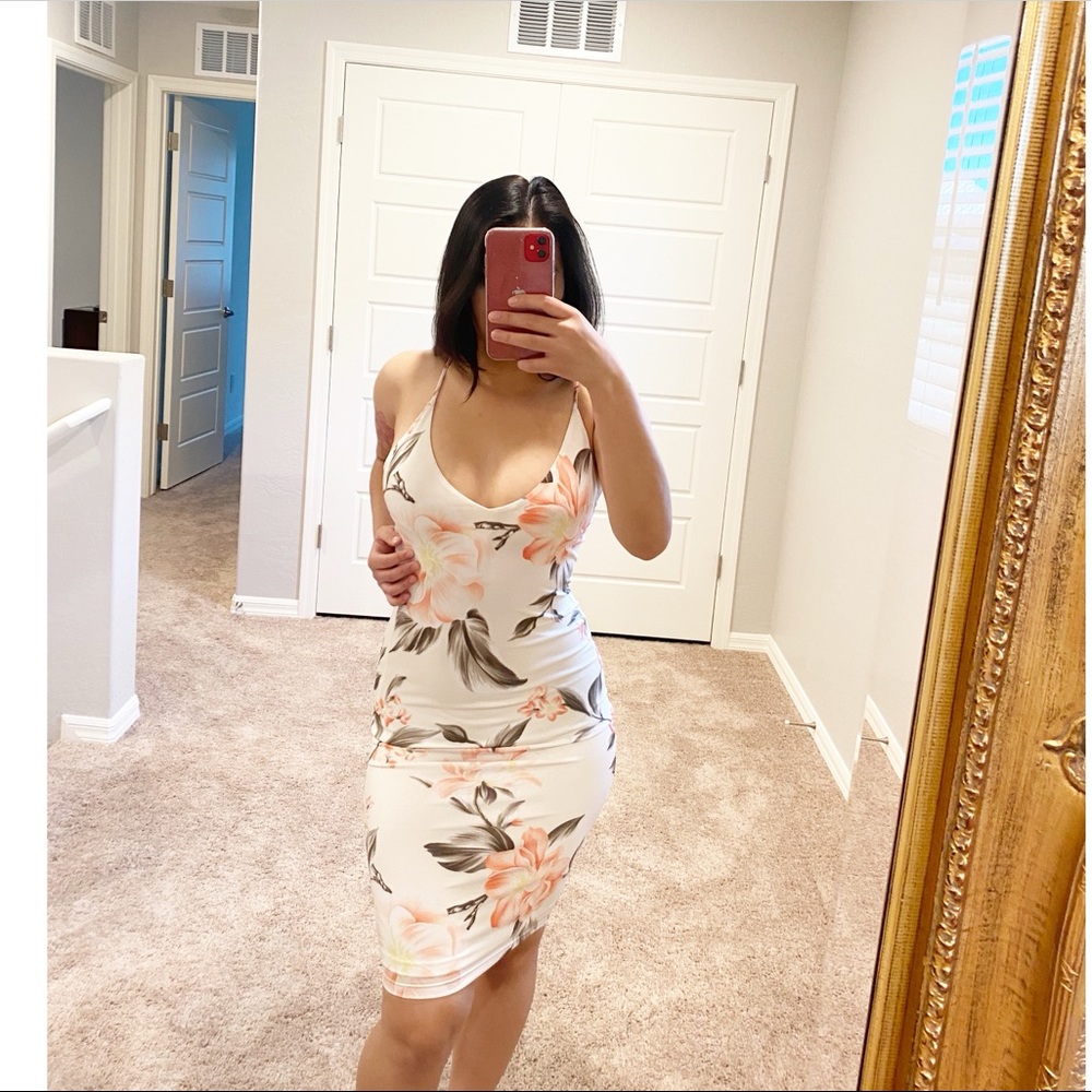 Floral white bodycon dress